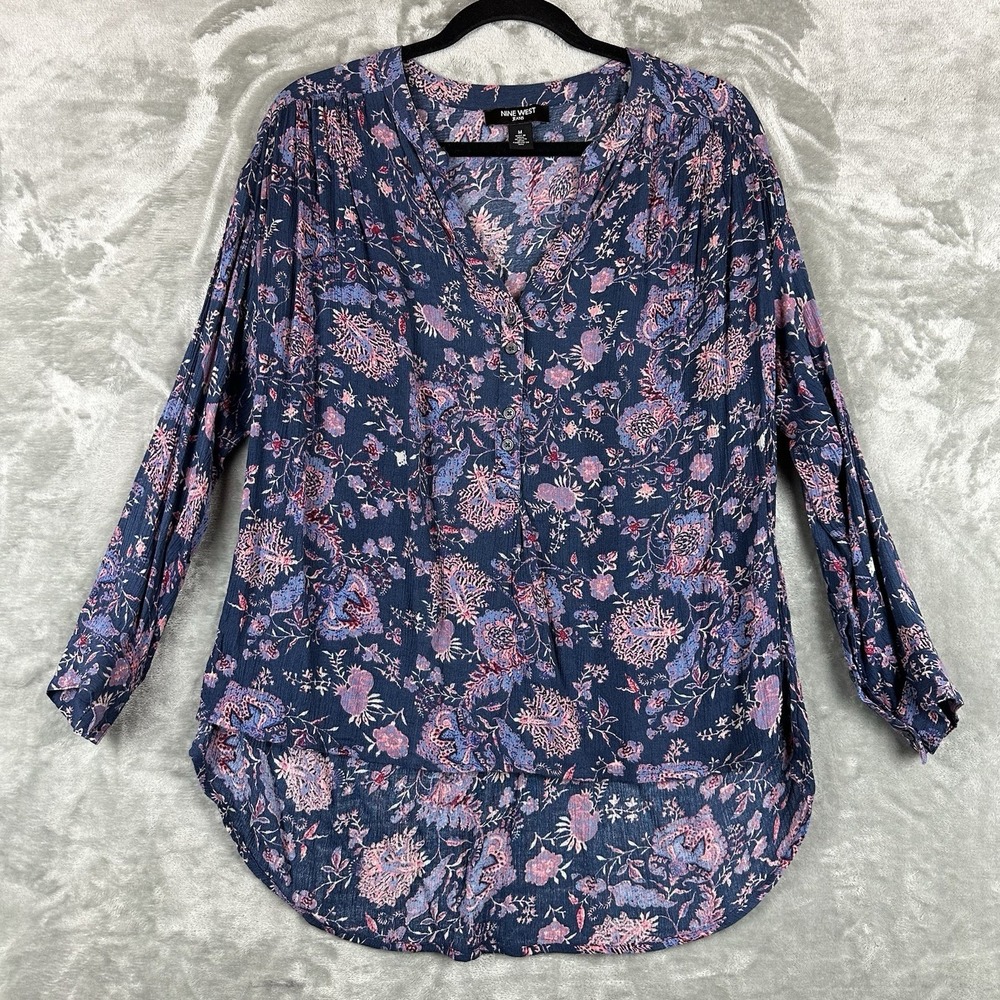 Nine West Jeans Blouse Tunic Top M Blue Pink Floral Roll Tab Sleeves Textured